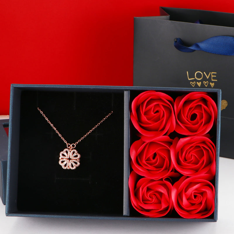 Boîte à bijoux fleur rose rouge  avec collier, cadeau pour fête des mères, petite amie