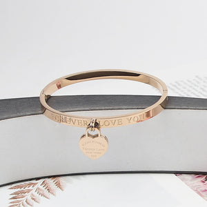 Bracelets classiques en acier inoxydable pour femmes cœur d'amour